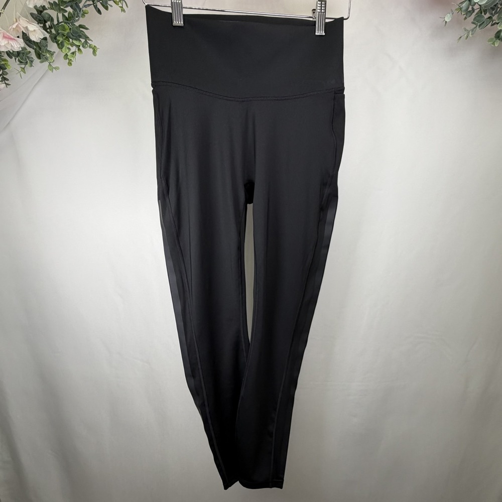 Woman's Adidas Tight Fit Training ClimaCool Leggings Black Sz Large